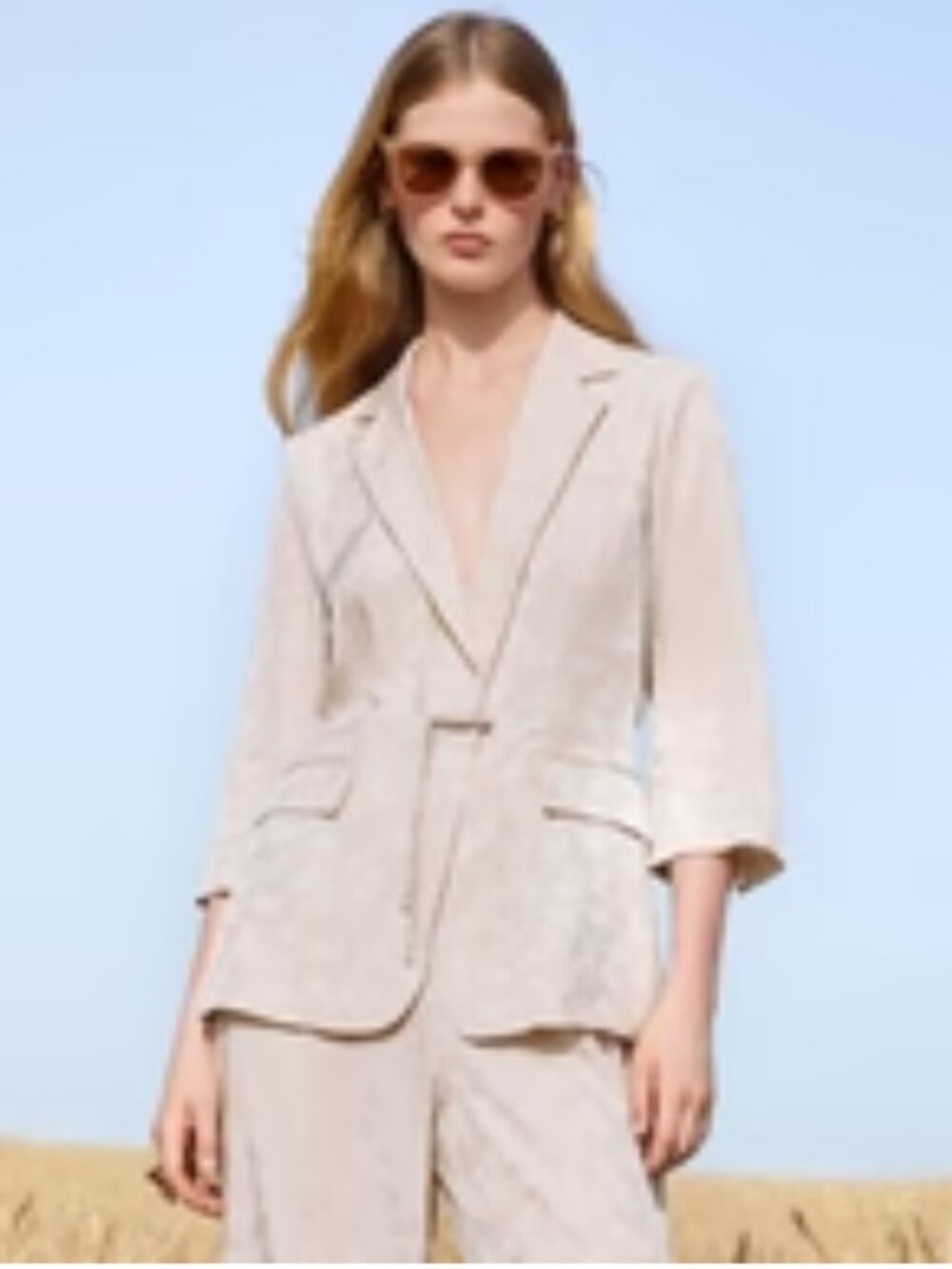 Goelia Ivory Floral Silk Jacquard Blazer